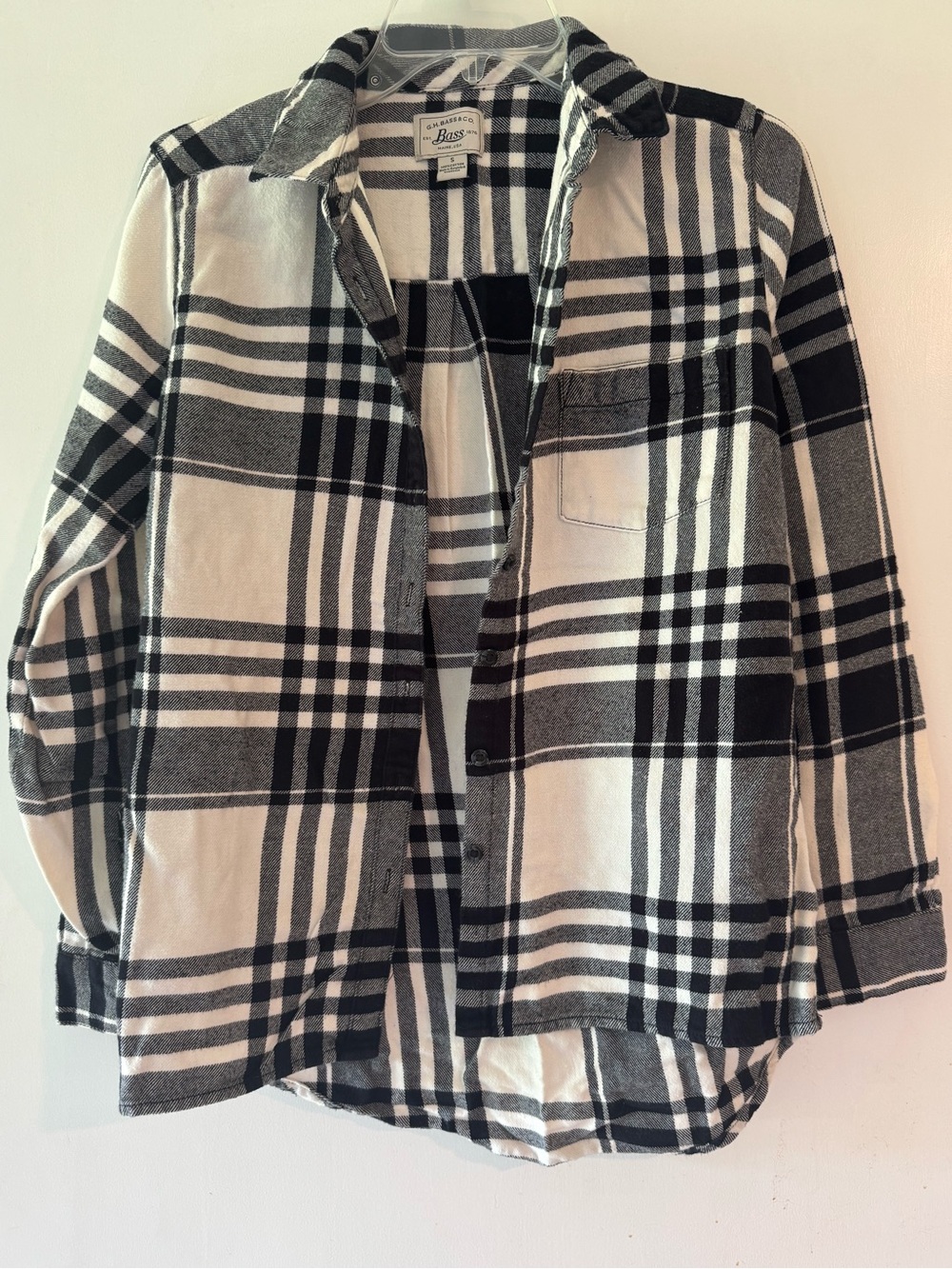 Bass 100% Cotton Plaid Button-Up Flannel in Black & White